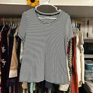 Mossimo Supply Co. XL Tee Shirt